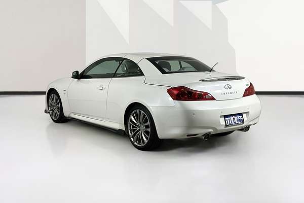 2015 INFINITI Q60 3.7 S PREMIUM