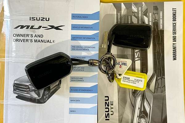 2025 Isuzu D-MAX X-TERRAIN (4x4) MY24 4X4