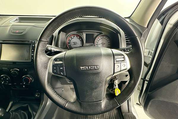 2017 Isuzu D-MAX SX (4x2) TF MY17 REAR WHEEL DRIVE