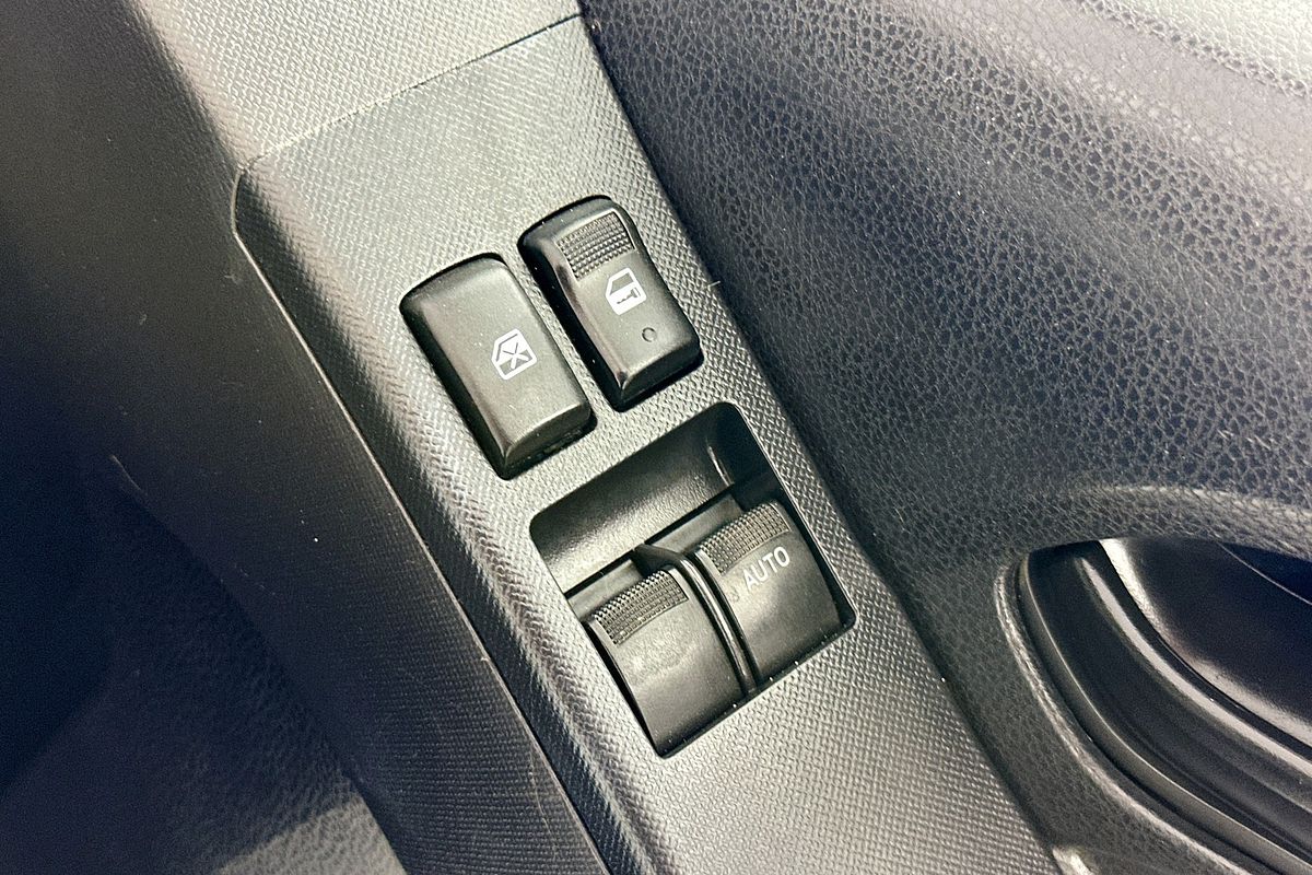 2018 Isuzu D-MAX SX HI-RIDE (4x4) TF MY18 4X4