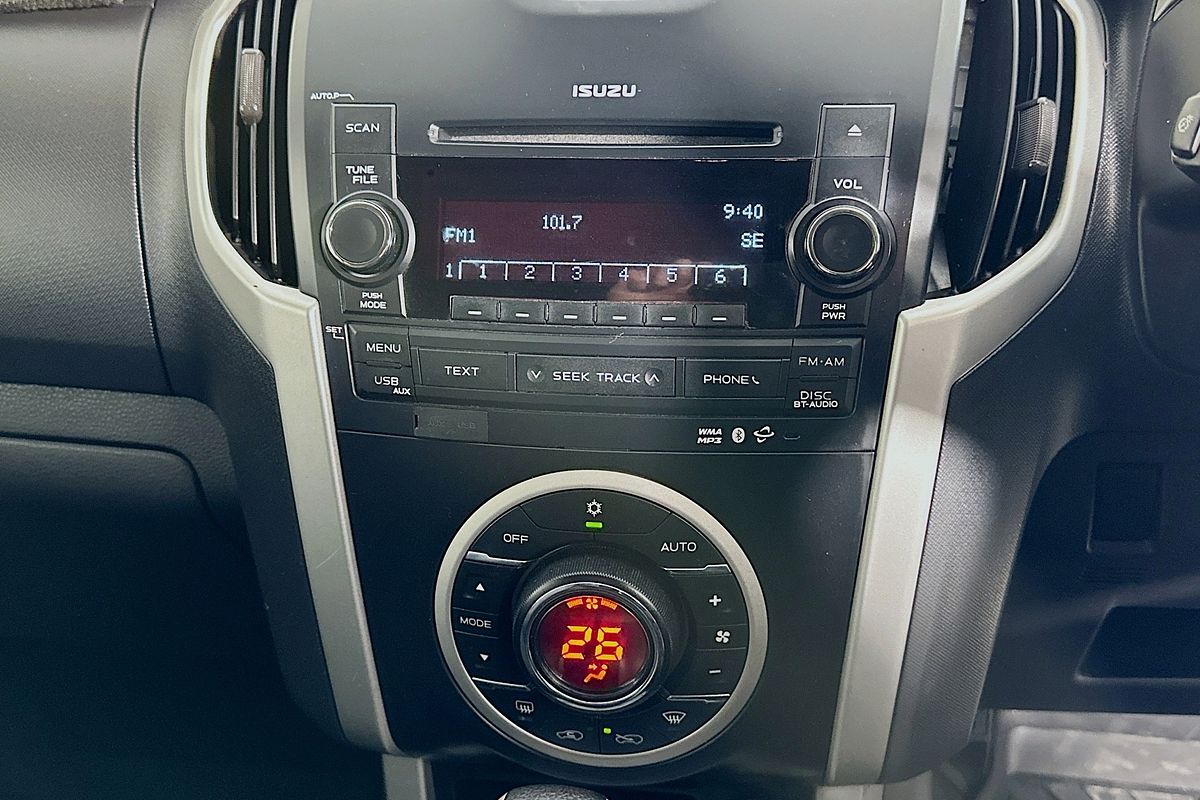 2014 Isuzu MU-X LS-U (4x2) UC