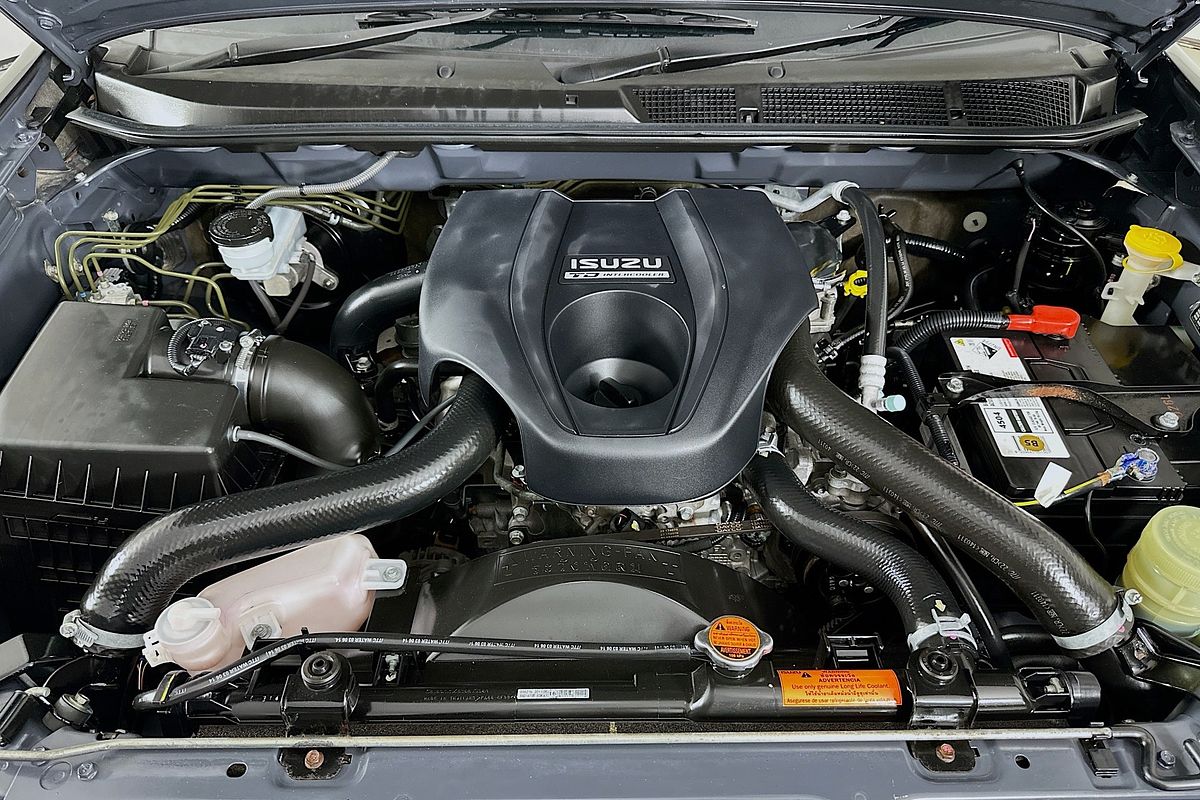 2014 Isuzu MU-X LS-U (4x2) UC