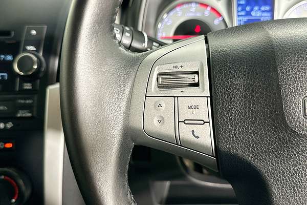 2014 Isuzu MU-X LS-M (4x4) UC