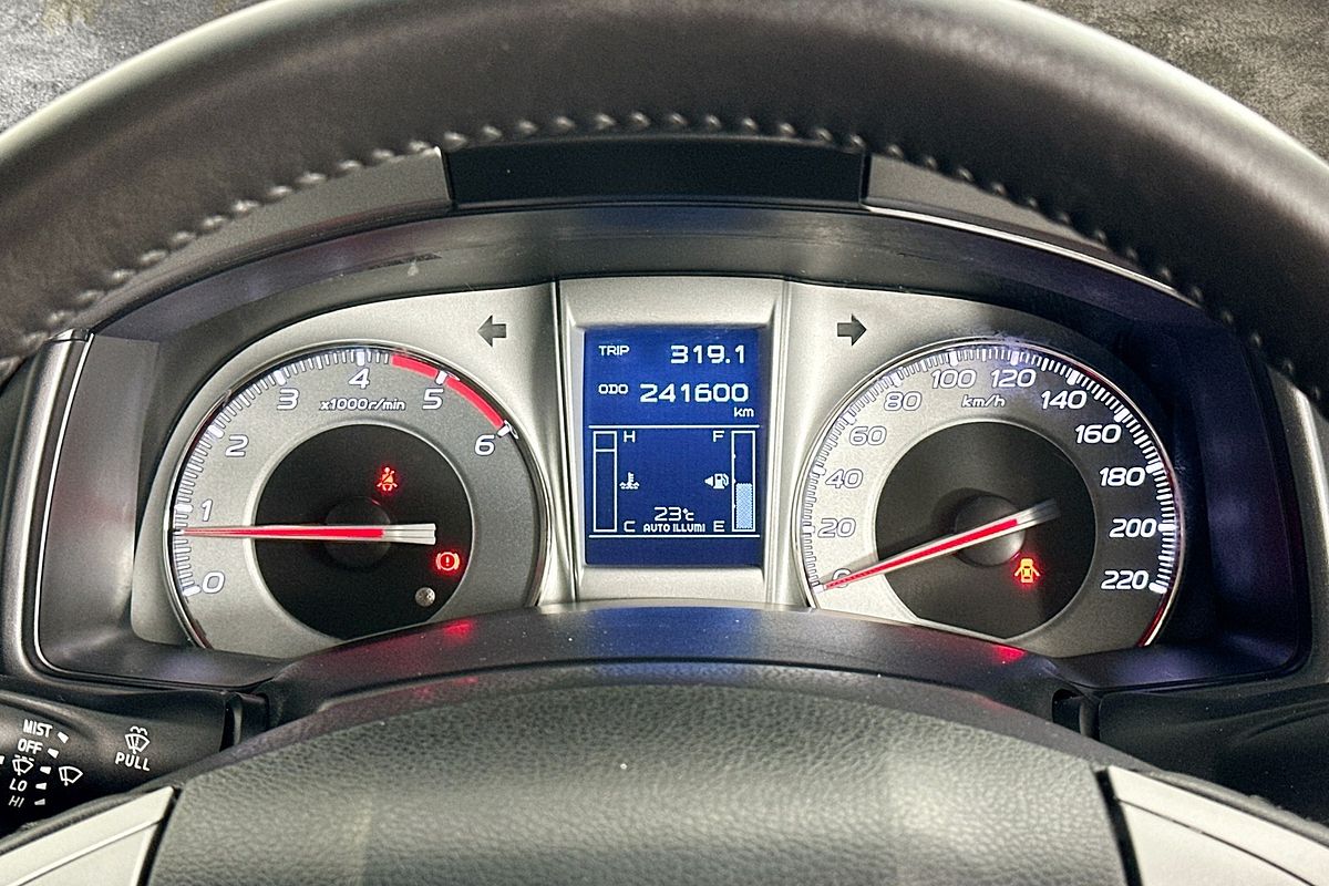 2014 Isuzu MU-X LS-M (4x4) UC