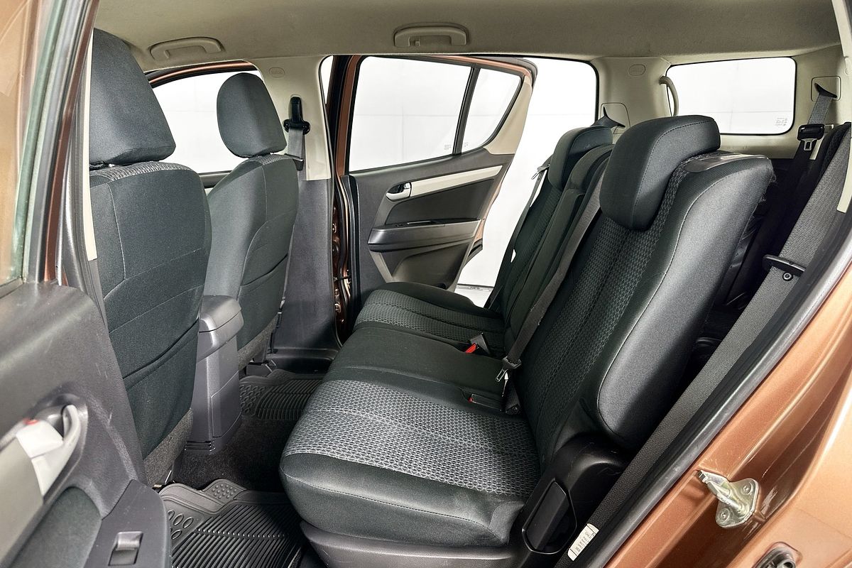 2014 Isuzu MU-X LS-M (4x4) UC