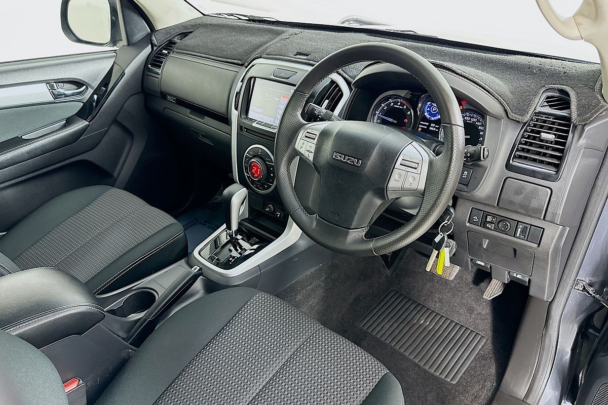 2017 Isuzu MU-X LS-U (4x2) UC MY17