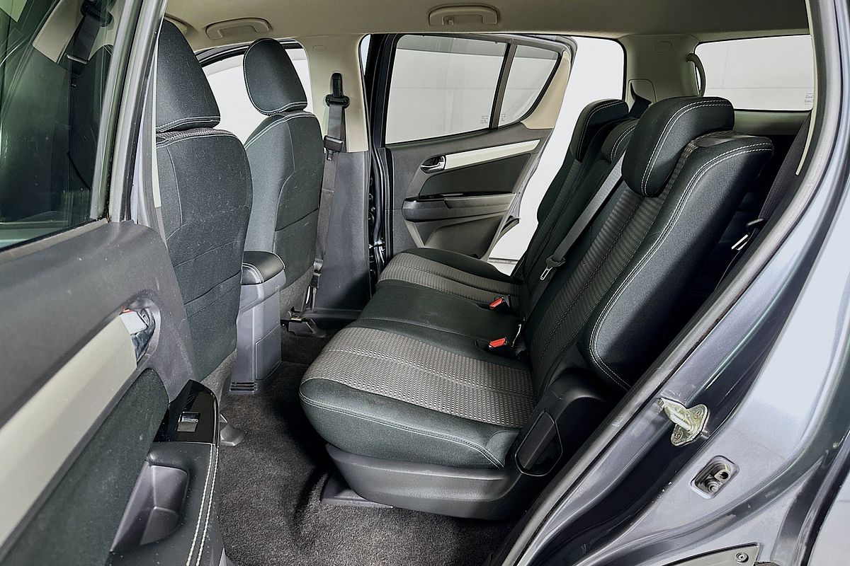 2017 Isuzu MU-X LS-U (4x2) UC MY17