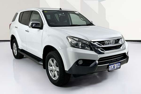 2015 Isuzu MU-X LS-U (4x2) UC
