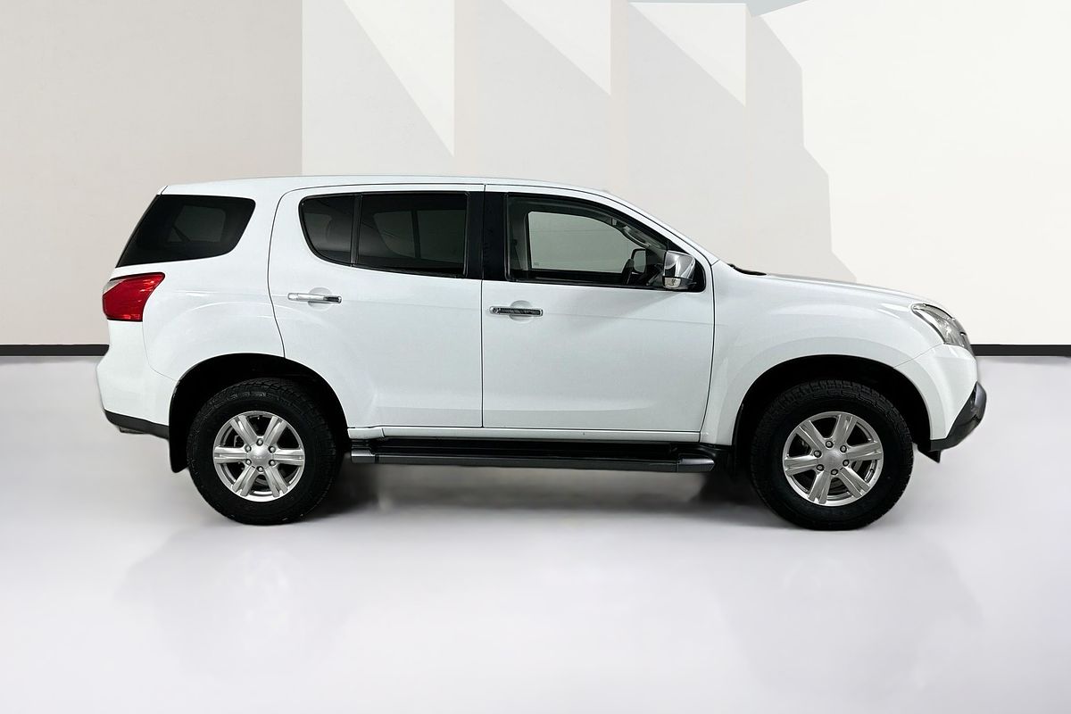 2015 Isuzu MU-X LS-U (4x2) UC