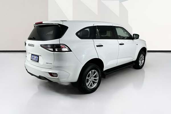 2022 Isuzu MU-X LS-M