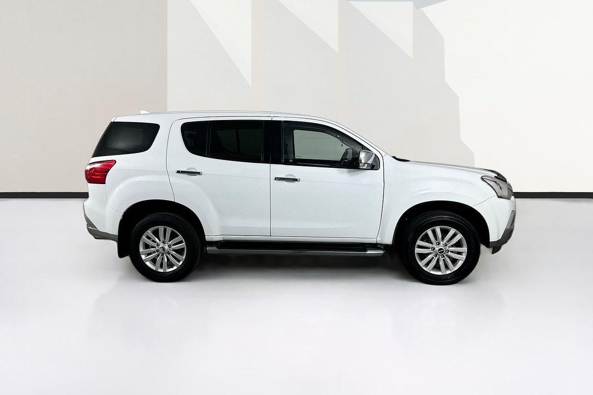 2017 Isuzu MU-X LS-U (4x2) UC MY17