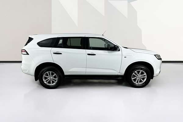 2022 Isuzu MU-X LS-M