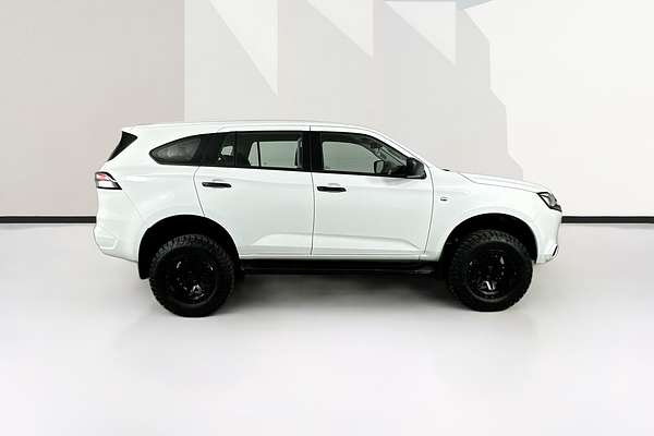 2022 Isuzu MU-X LS-M