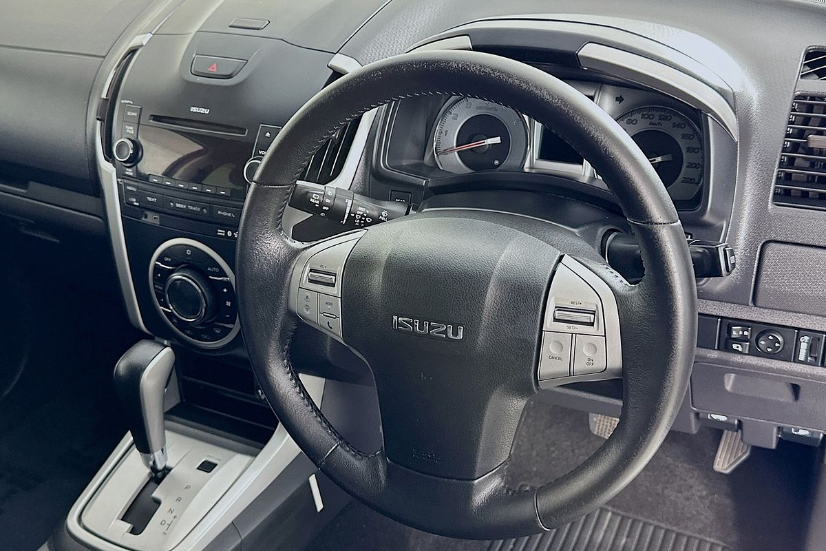 2015 Isuzu MU-X LS-U (4x2) UC