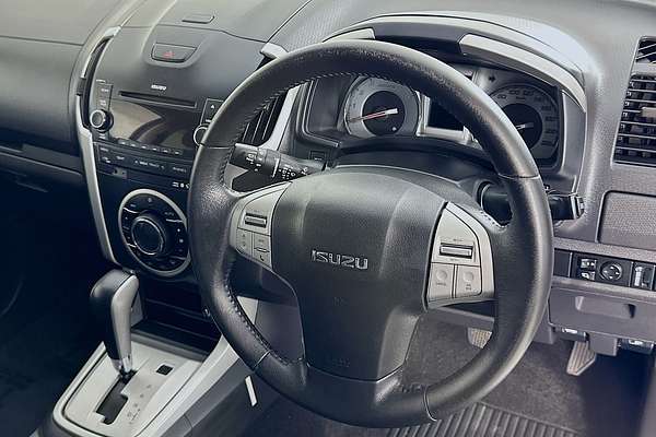 2015 Isuzu MU-X LS-U (4x2) UC
