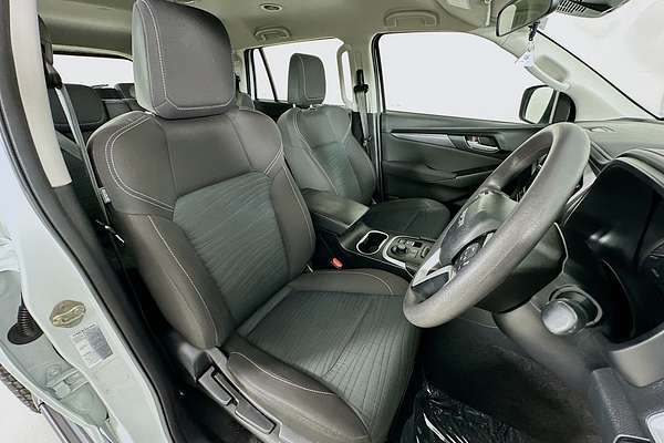 2022 Isuzu MU-X LS-M