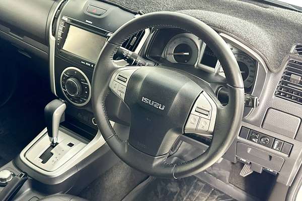 2014 Isuzu MU-X LS-T (4x4) UC