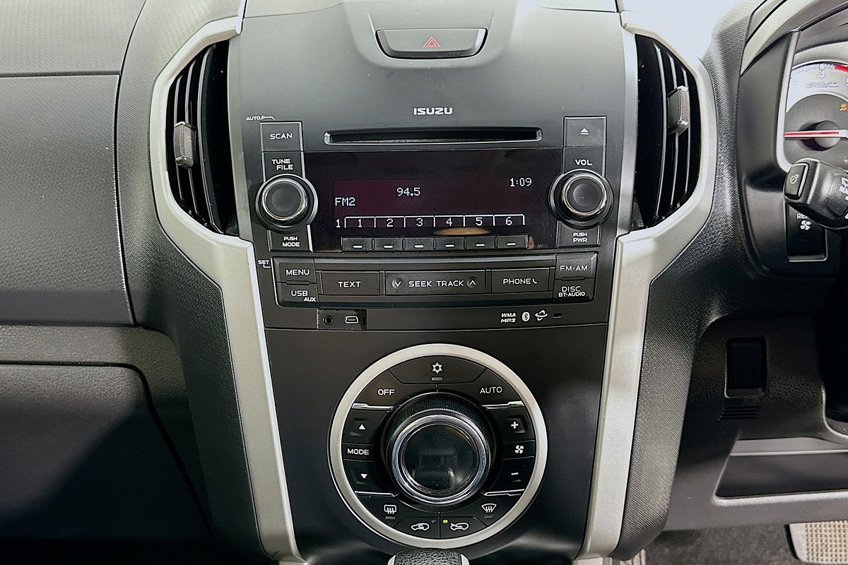 2015 Isuzu MU-X LS-U (4x2) UC