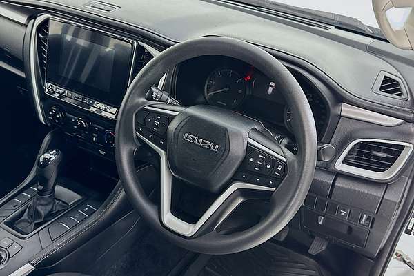 2022 Isuzu MU-X LS-M