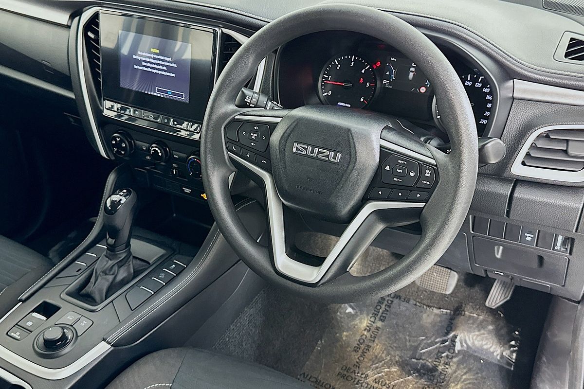 2022 Isuzu MU-X LS-M