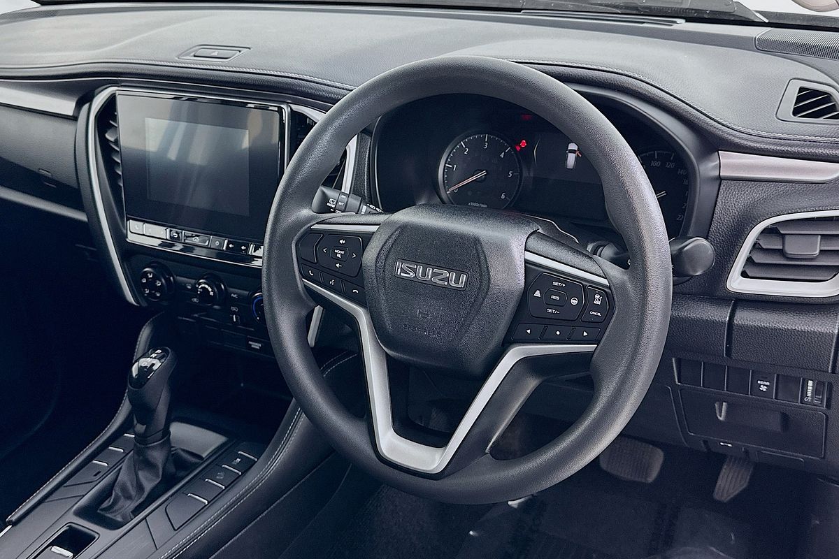 2023 Isuzu MU-X LS-M