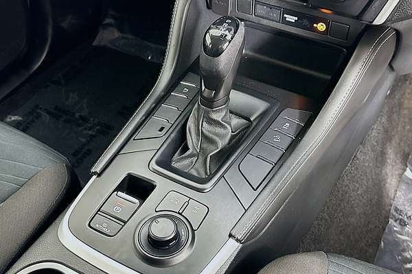 2022 Isuzu MU-X LS-M