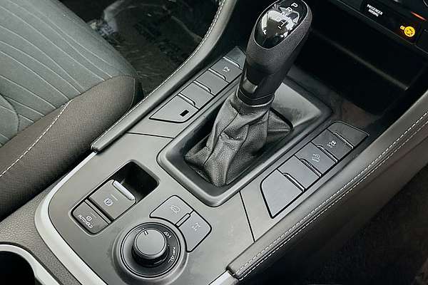 2022 Isuzu MU-X LS-M