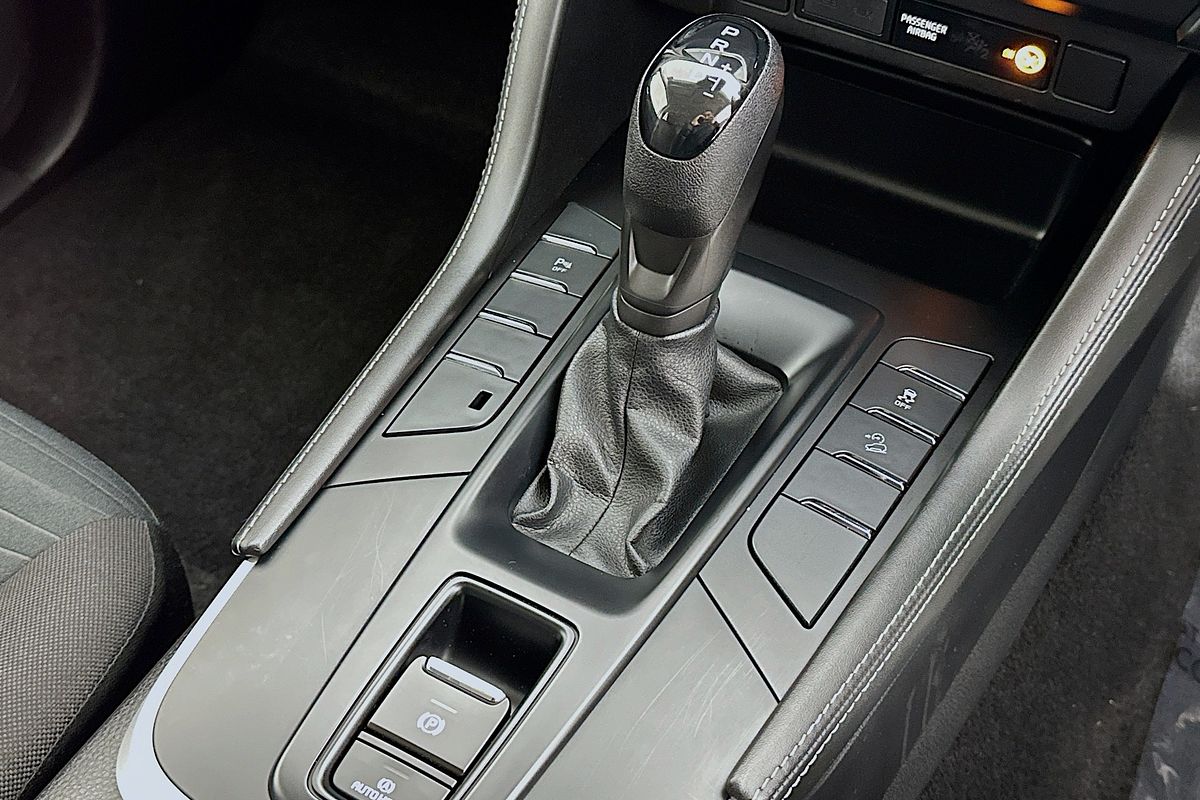 2023 Isuzu MU-X LS-M