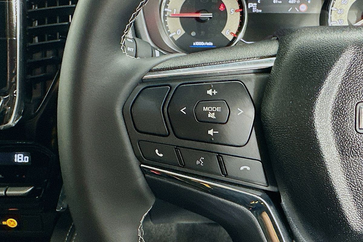 2024 Isuzu MU-X LS-U (4x4) MY24