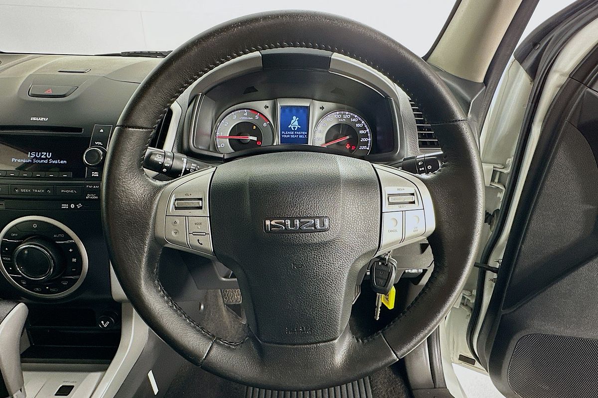 2015 Isuzu MU-X LS-U (4x2) UC