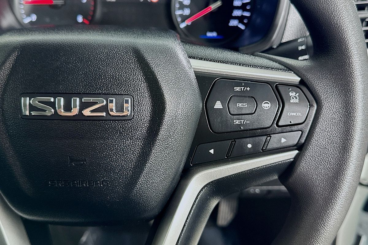 2022 Isuzu MU-X LS-M (4x4) RJ MY22