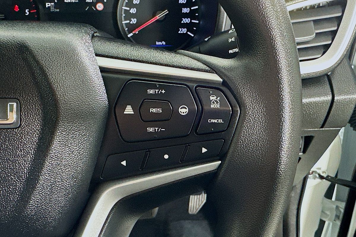 2023 Isuzu MU-X LS-M