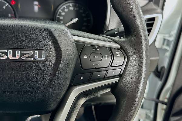 2022 Isuzu MU-X LS-M (4x4) RJ MY22