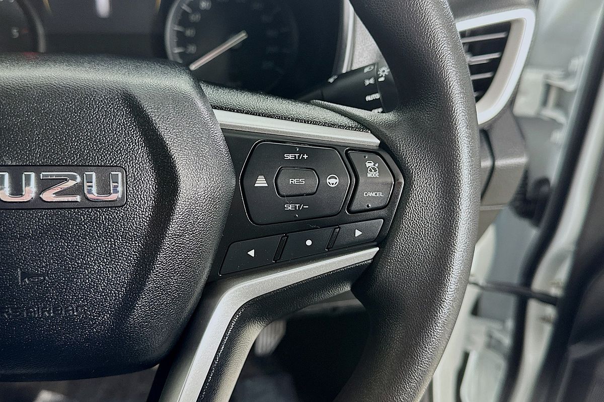 2022 Isuzu MU-X LS-M (4x4) RJ MY22
