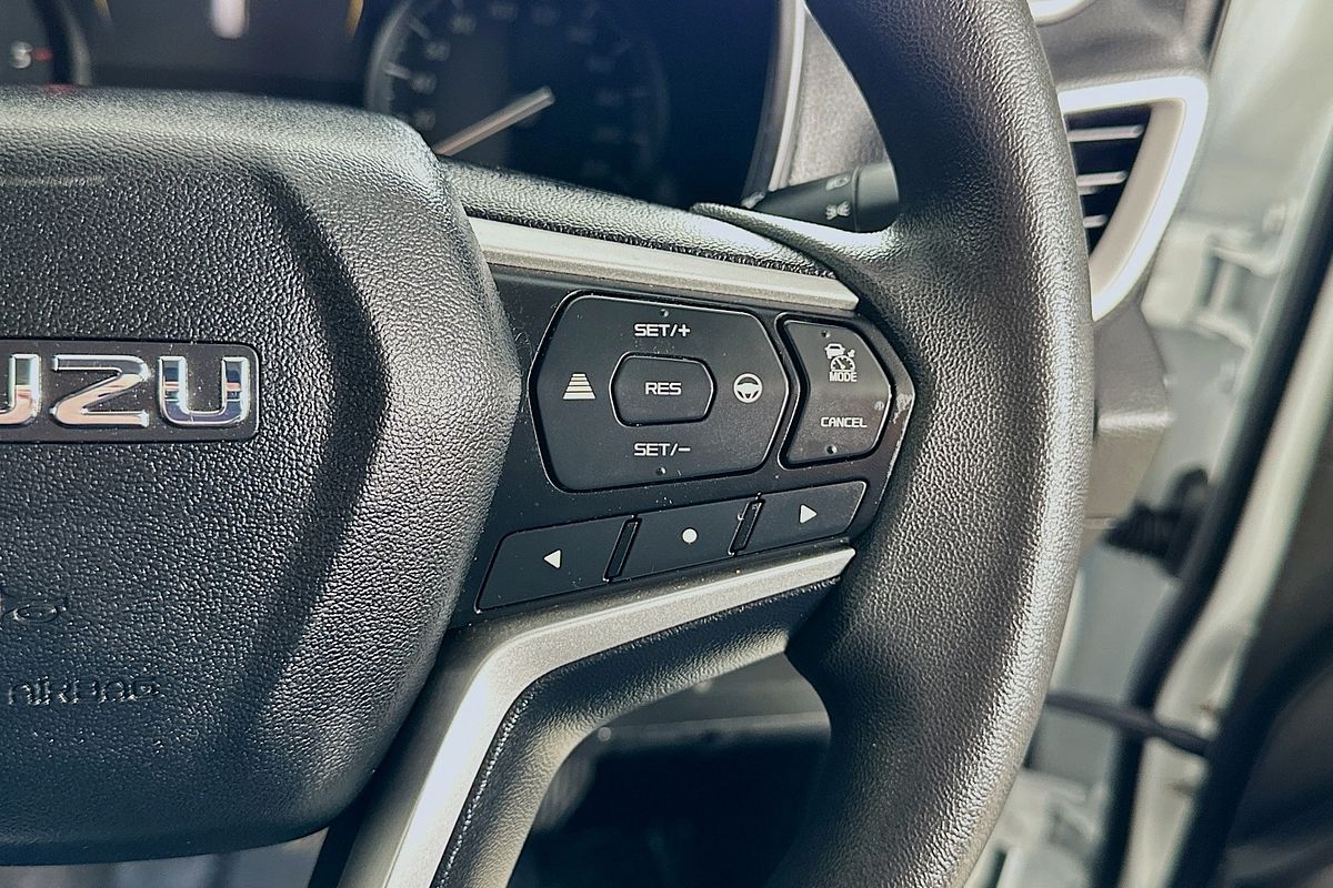 2022 Isuzu MU-X LS-M (4x4) RJ MY22
