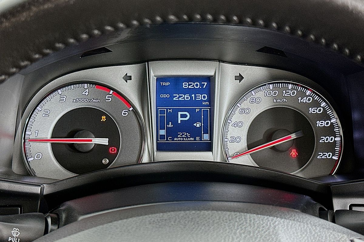 2015 Isuzu MU-X LS-U (4x2) UC
