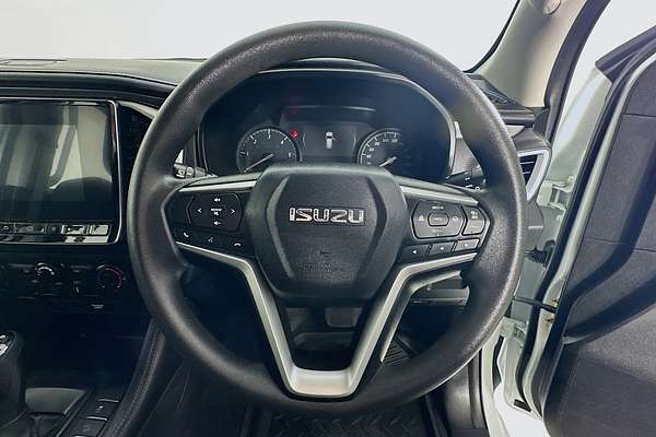 2022 Isuzu MU-X LS-M