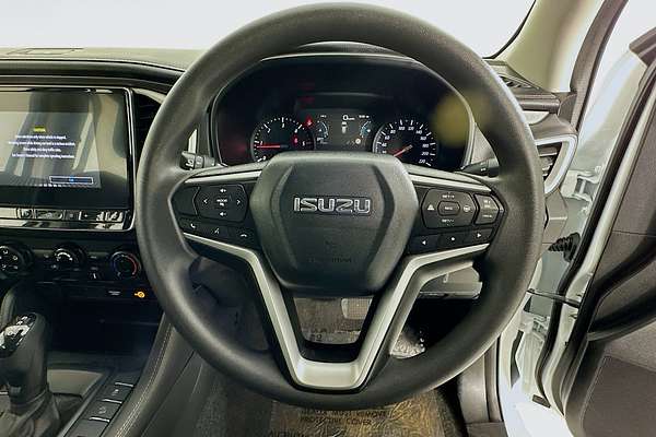 2022 Isuzu MU-X LS-M