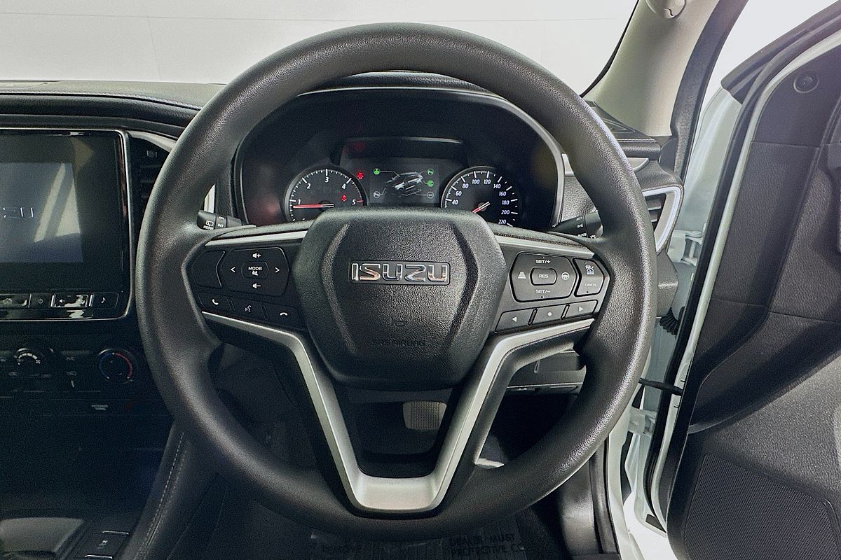2023 Isuzu MU-X LS-M