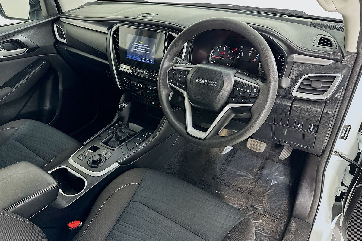 2022 Isuzu MU-X LS-M