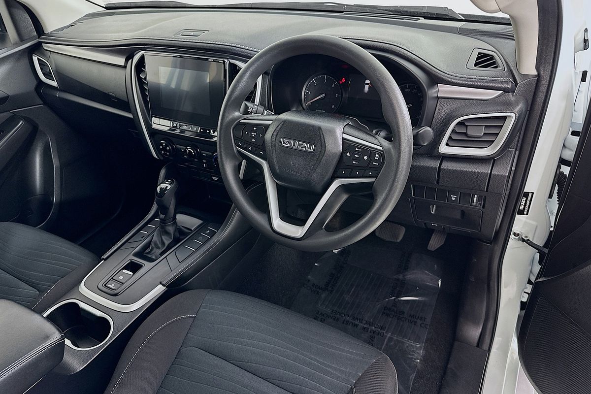 2023 Isuzu MU-X LS-M