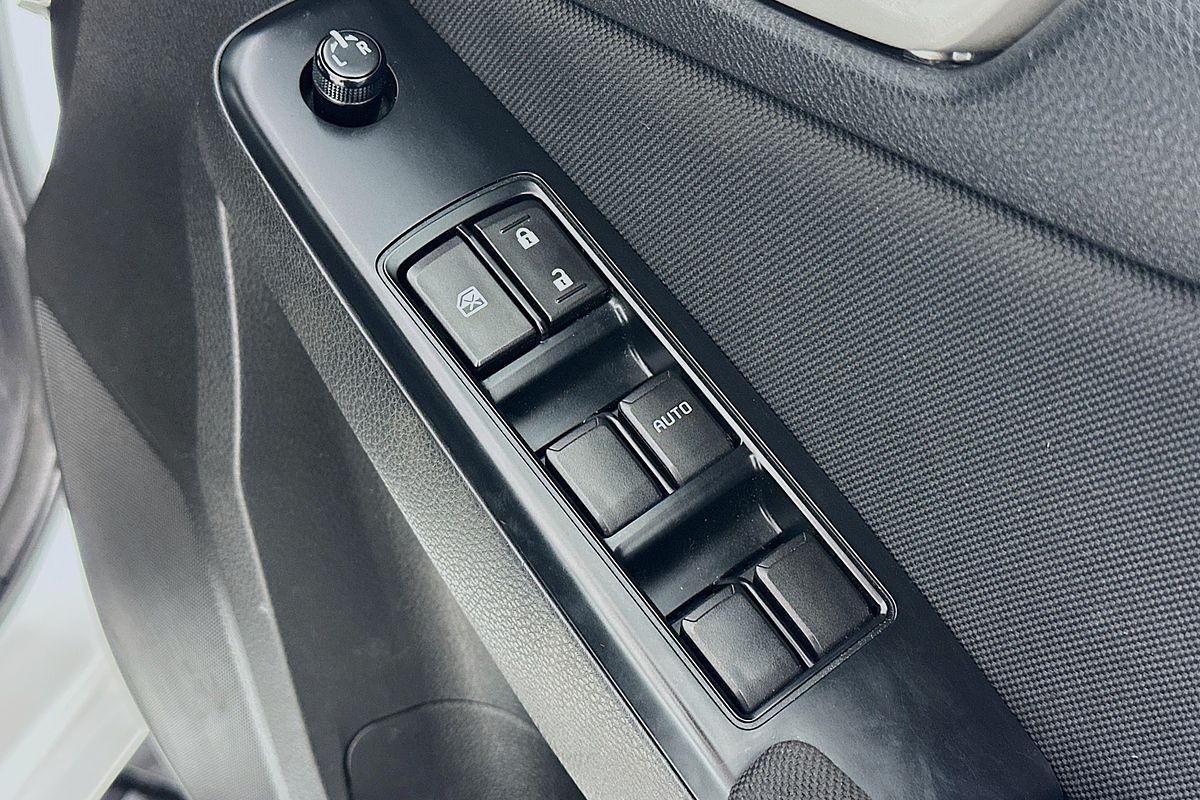 2022 Isuzu MU-X LS-M