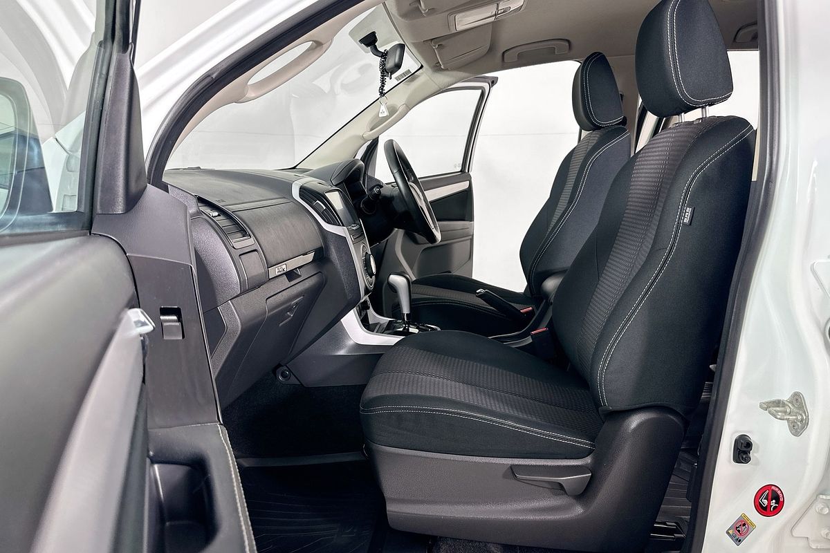 2017 Isuzu MU-X LS-U (4x2) UC MY17