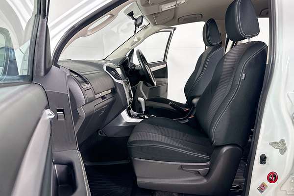 2017 Isuzu MU-X LS-U (4x2) UC MY17