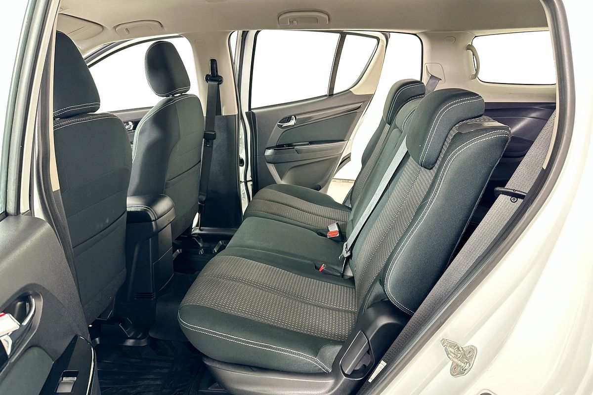 2021 Isuzu MU-X LS-M (4x2) UC MY19
