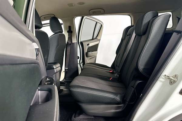 2017 Isuzu MU-X LS-U (4x2) UC MY17