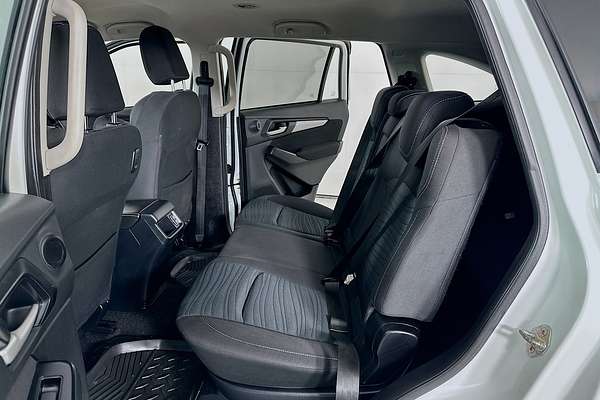 2022 Isuzu MU-X LS-M