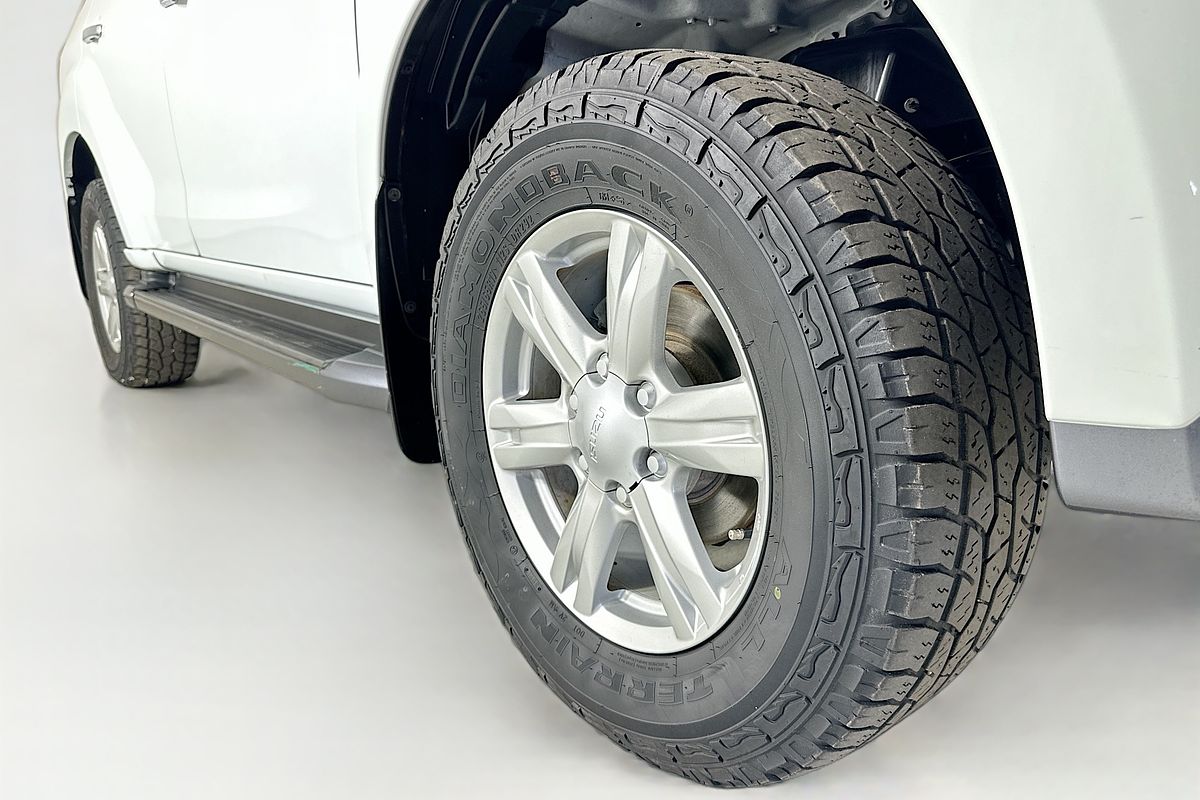 2015 Isuzu MU-X LS-U (4x2) UC