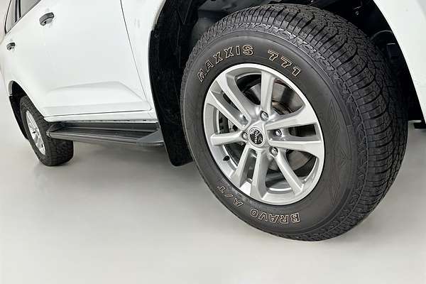 2022 Isuzu MU-X LS-M