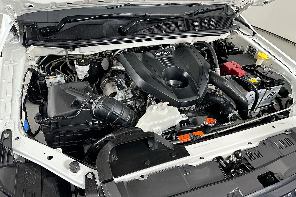 2022 Isuzu MU-X LS-M